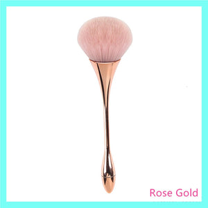 Make-Up Brush with a Twist